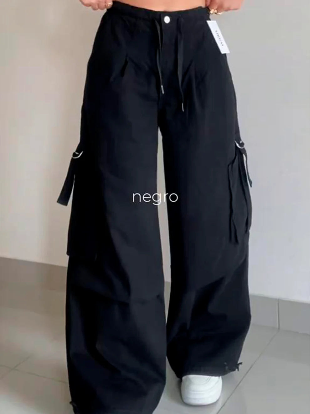 PARACHUTE CARGO PANTS VIRAL