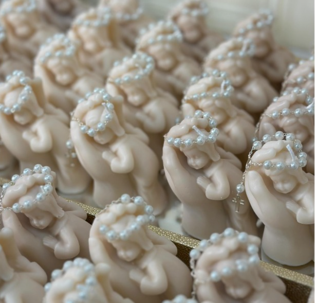 VELA MANO CON NIÑO (ROSARIO INCLUIDO)