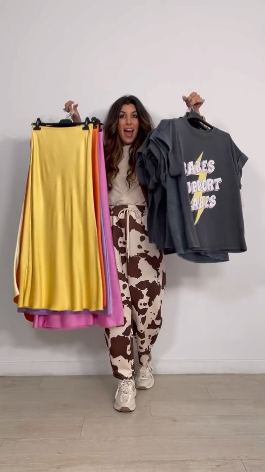 Falda Satén Amelie – Brillo Urbano, Estilo Infinito
